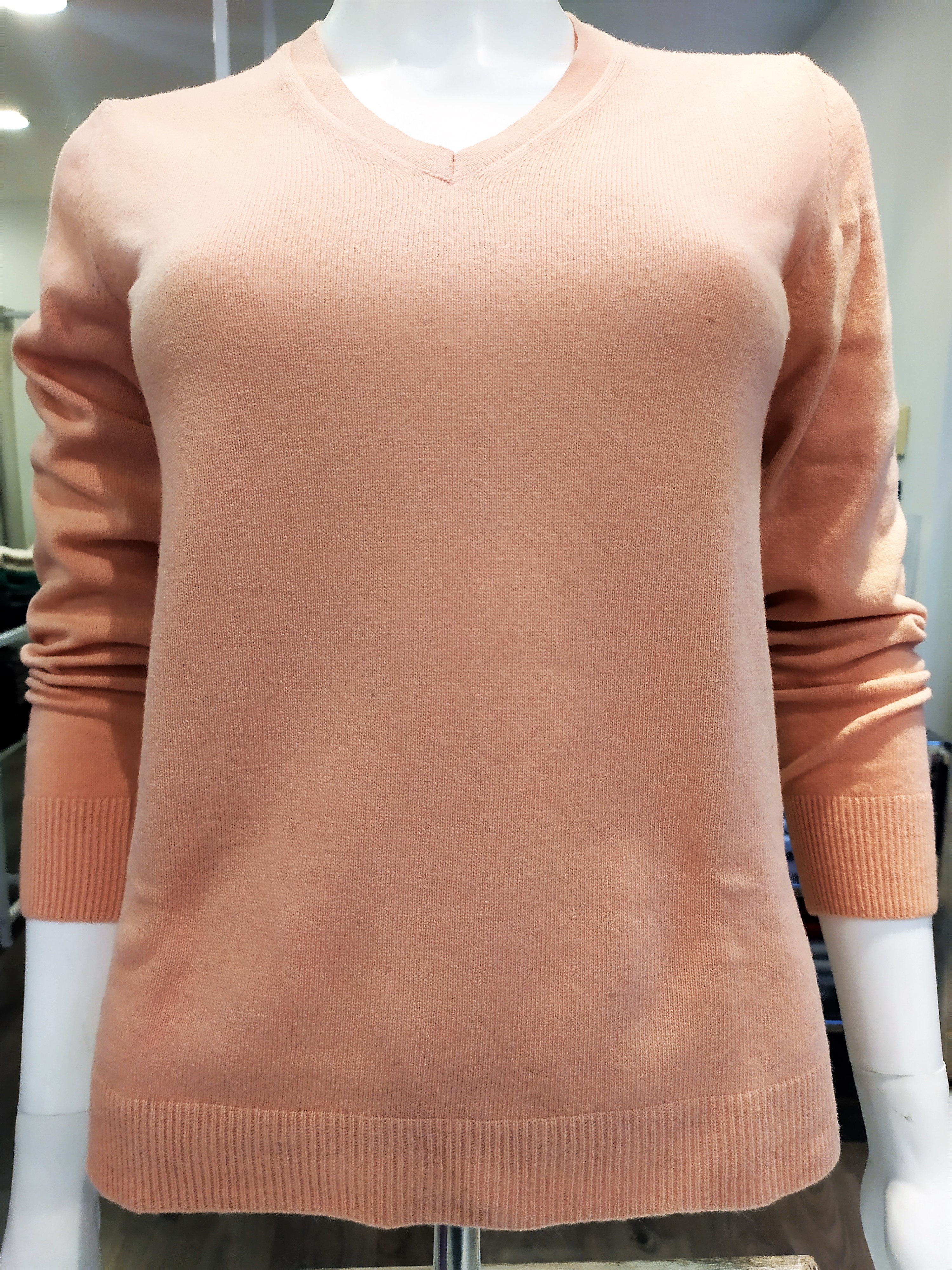 Maglia scollo a v lana con cashmere Salmone