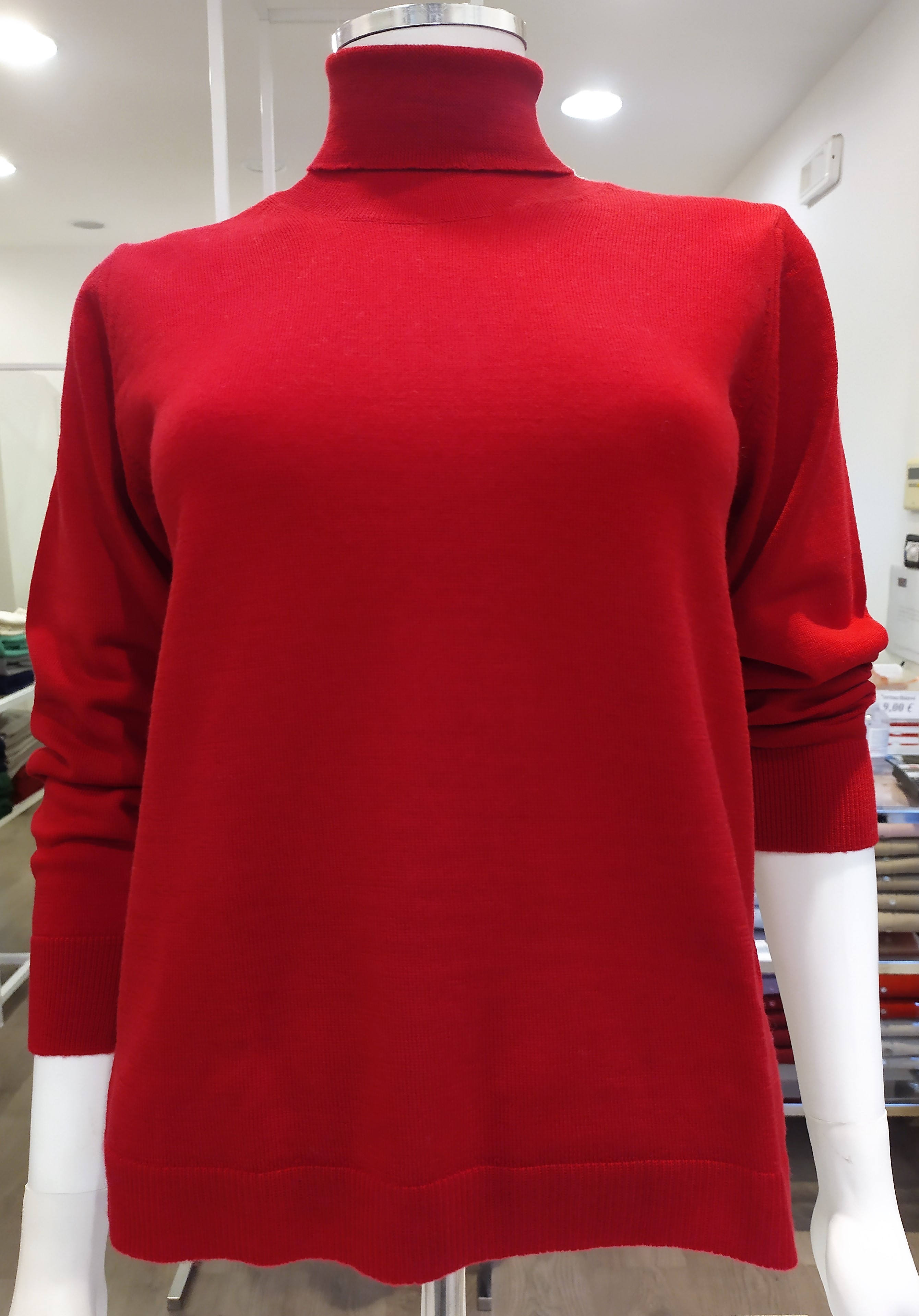 Maglia Dolcevita in lana merinos made in Italy Rossa