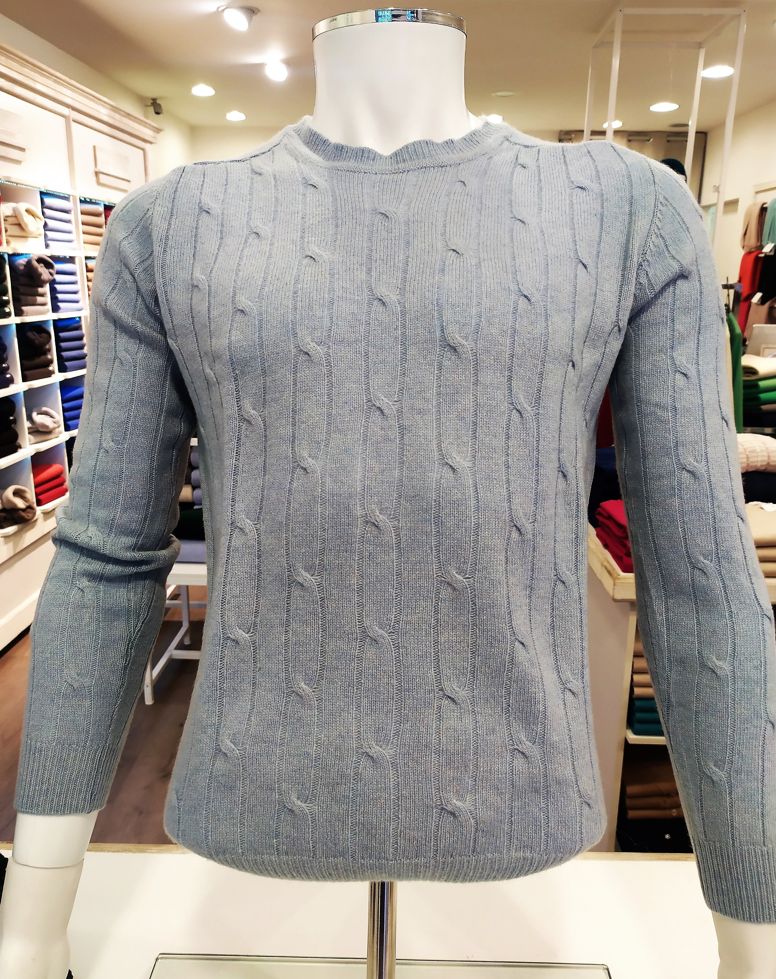 Maglia girocollo con trama a treccia puro cashmere toscano Azzurro