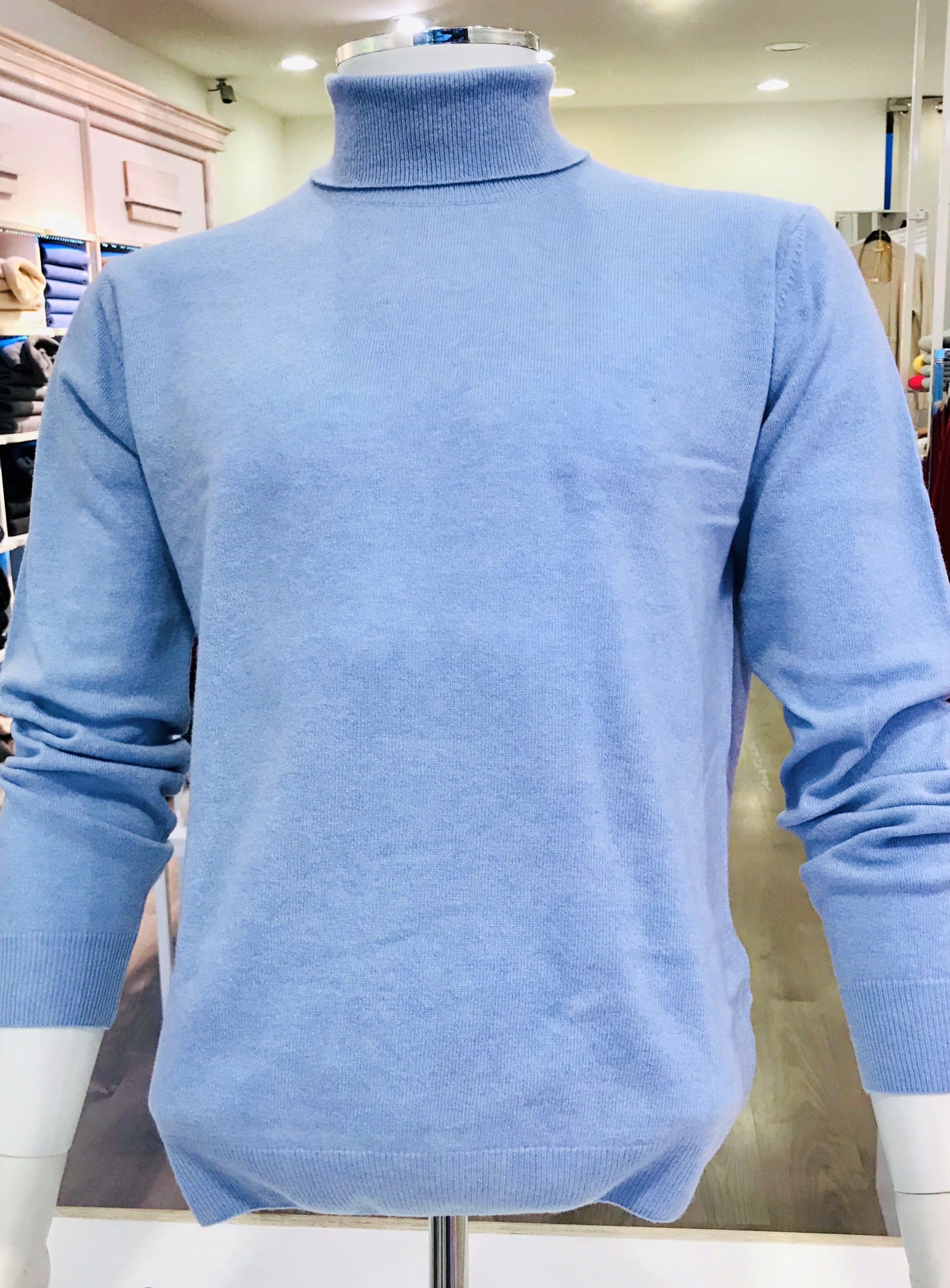 Maglia Dolcevita lana e cashmere made in Italy Azzurra